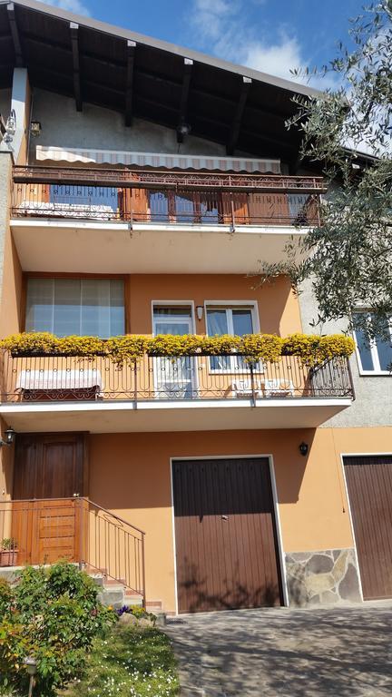 Apartment Iseo Lake Sale Marasino Szoba fotó